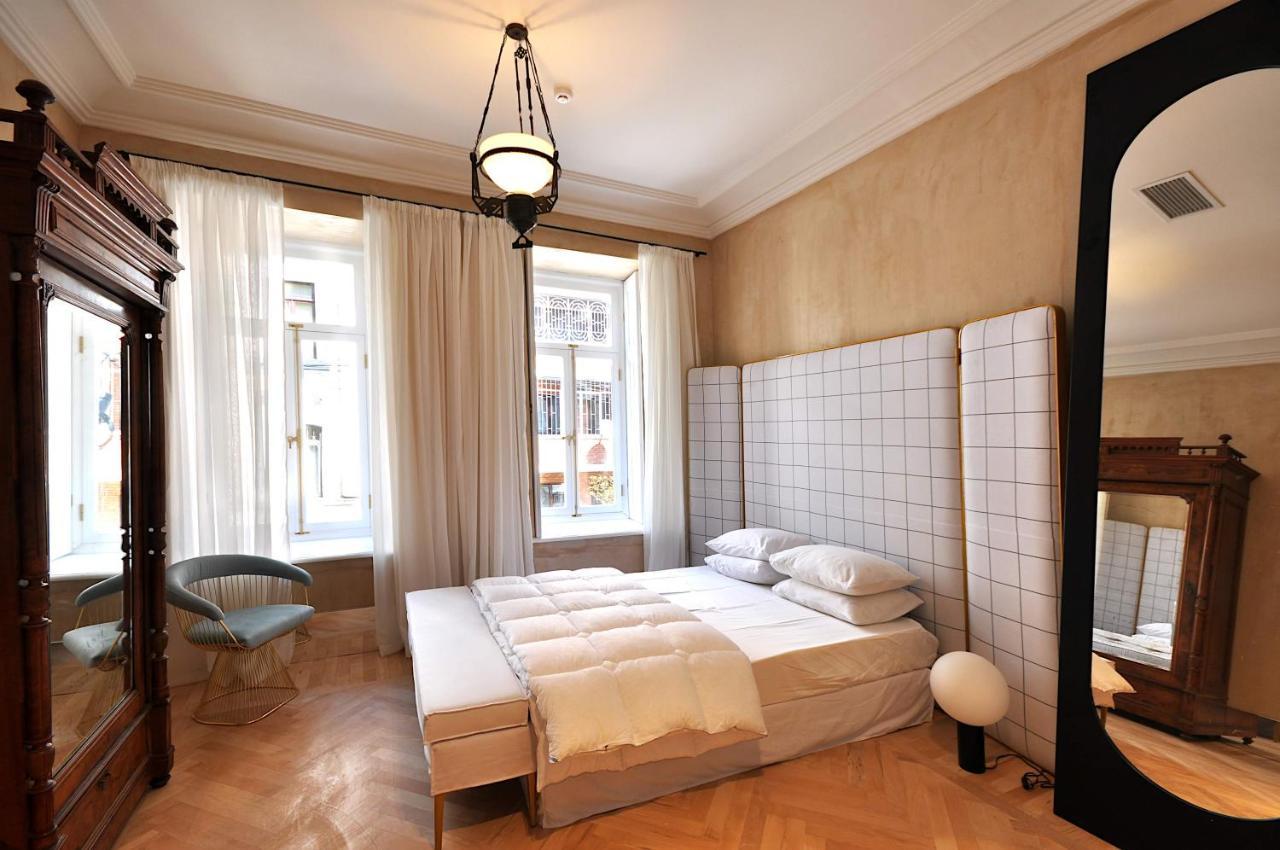 The 10 Hotel Tbilisi Eksteriør billede